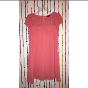 Pink dress with lace detailing (size S)